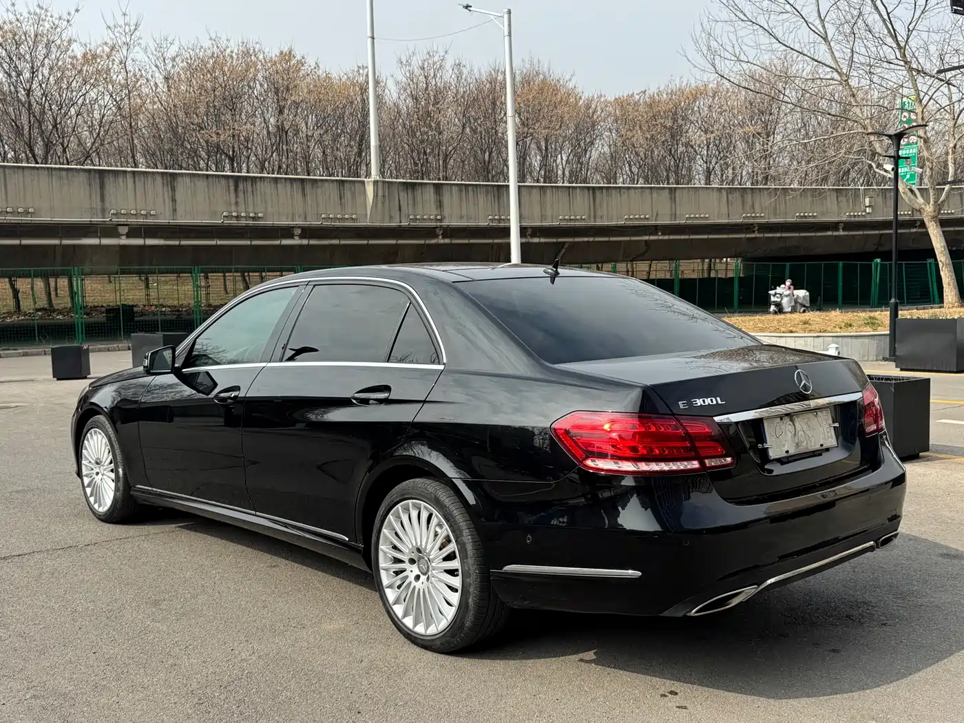 Mercedes-Benz E-Class 2015 E 260 L фото 7