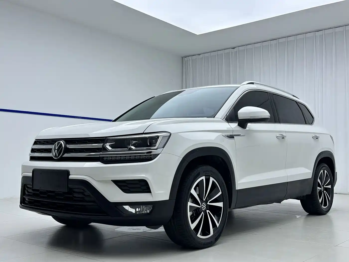  Volkswagen Tharu 2022 280TSI FWD Luxury Edition