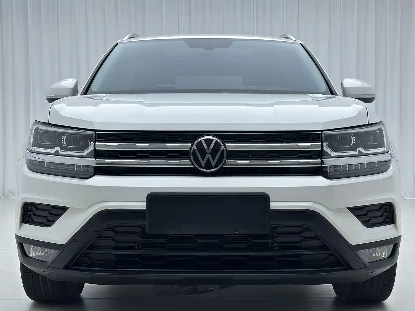 Volkswagen Tharu, миниатюра 2