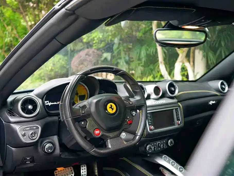Ferrari California T 2015 2015 3.9T Standard