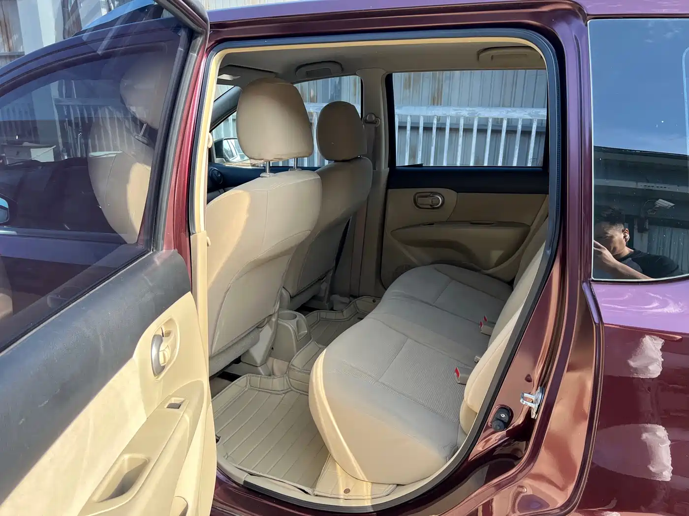 Nissan Livina 2016 2013 1.6XE CVT Comfort
