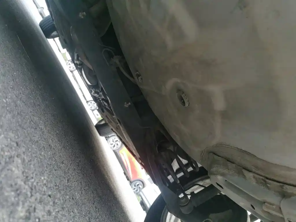 Venucia R50 2015 2015 1.6L Manual Fashion