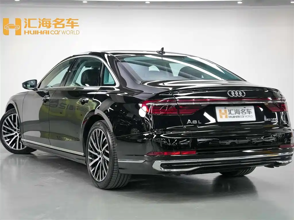 Audi A8 2023 A8L 50 TFSI quattro Exclusive фото 4