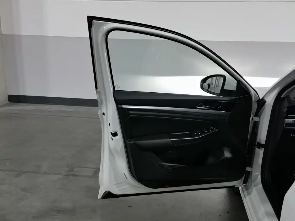 Фото 8 - Volkswagen Bora