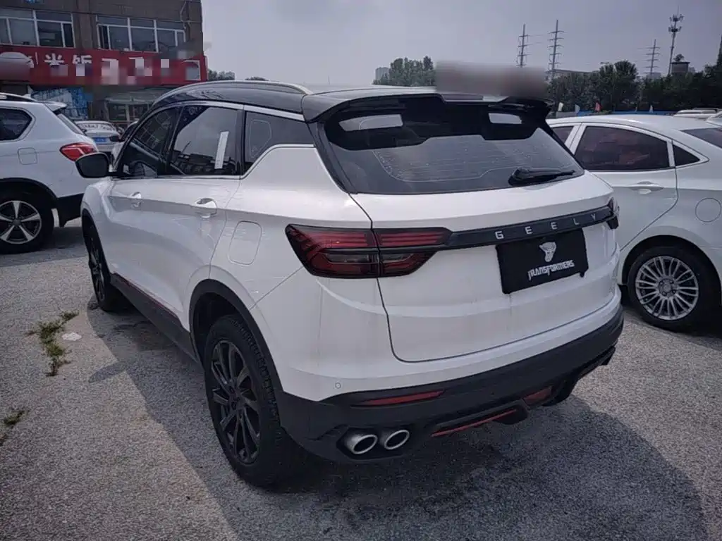 Фото 5 - Geely Coolray