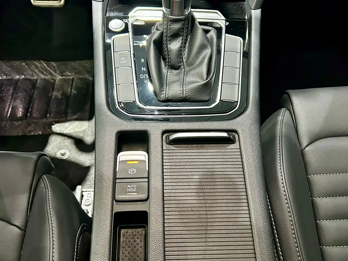 Volkswagen Magotan 2025 Popular Edition 280TSI DSG Comfort фото 19
