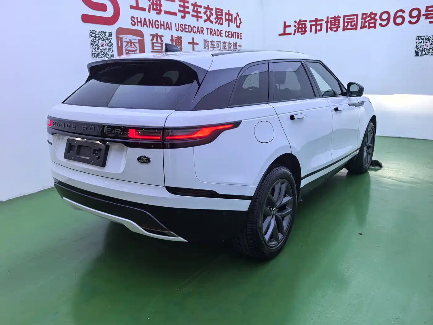 Land Rover Range Rover Velar 2025 Dynamic SE фото 4