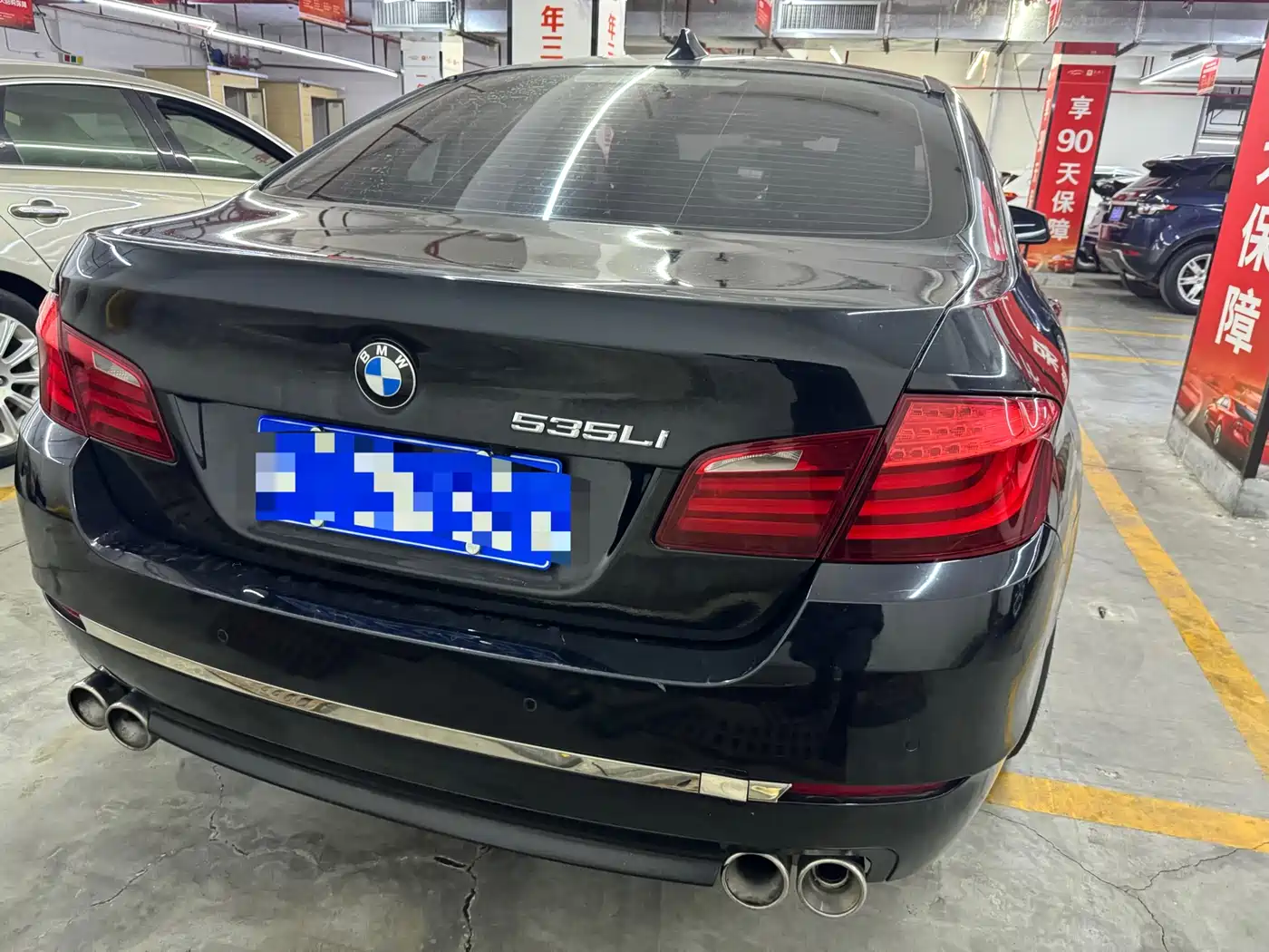 BMW 5 Series 2011 528Li Leading фото 16