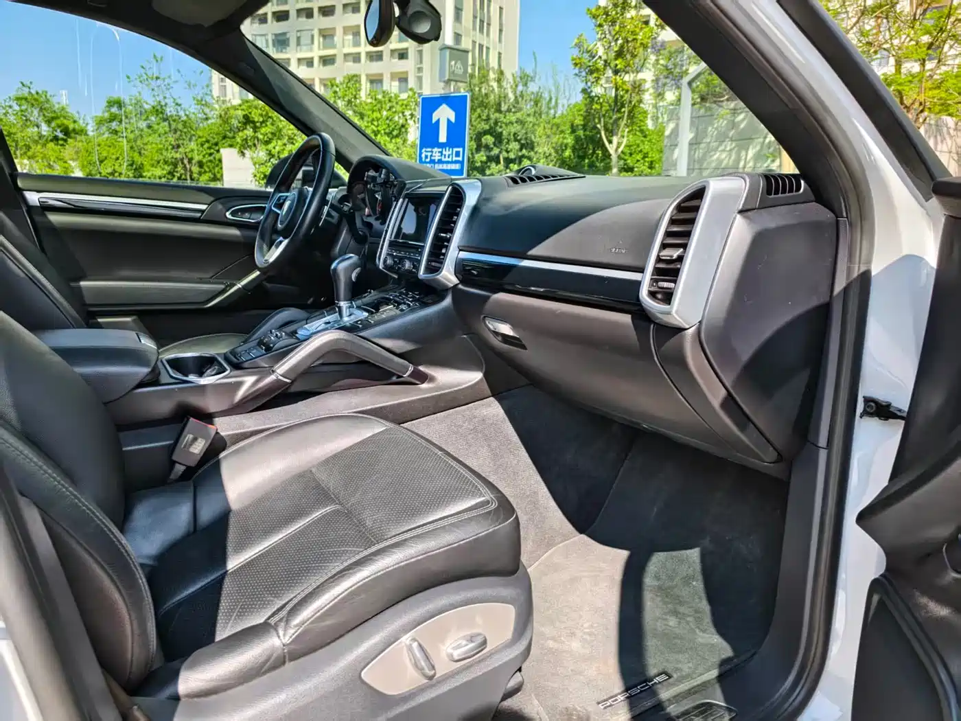 Porsche Cayenne 2015 Cayenne 3.0T фото 9