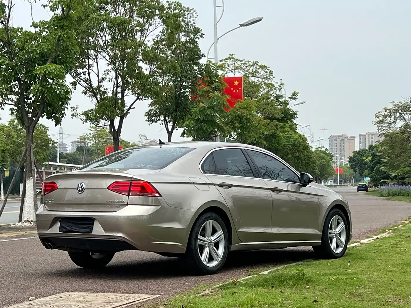 Volkswagen Lamando 2015 330TSI DSG Comfort фото 7
