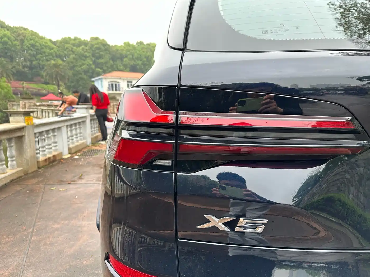 BMW X5 2025 Model xDrive 30Li Exclusive M Sport Blackout Package фото 18