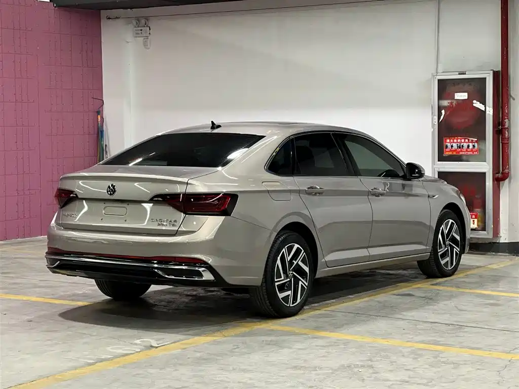 Volkswagen Sagitar 2023 280TSI DSG Beyond Lite фото 5