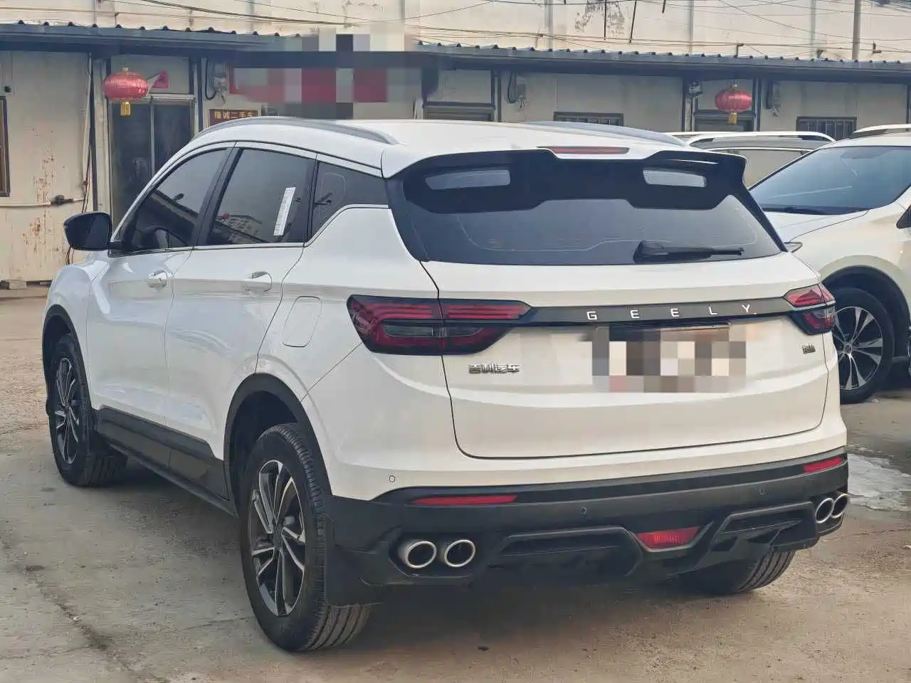 Фото 7 - Geely Binyue