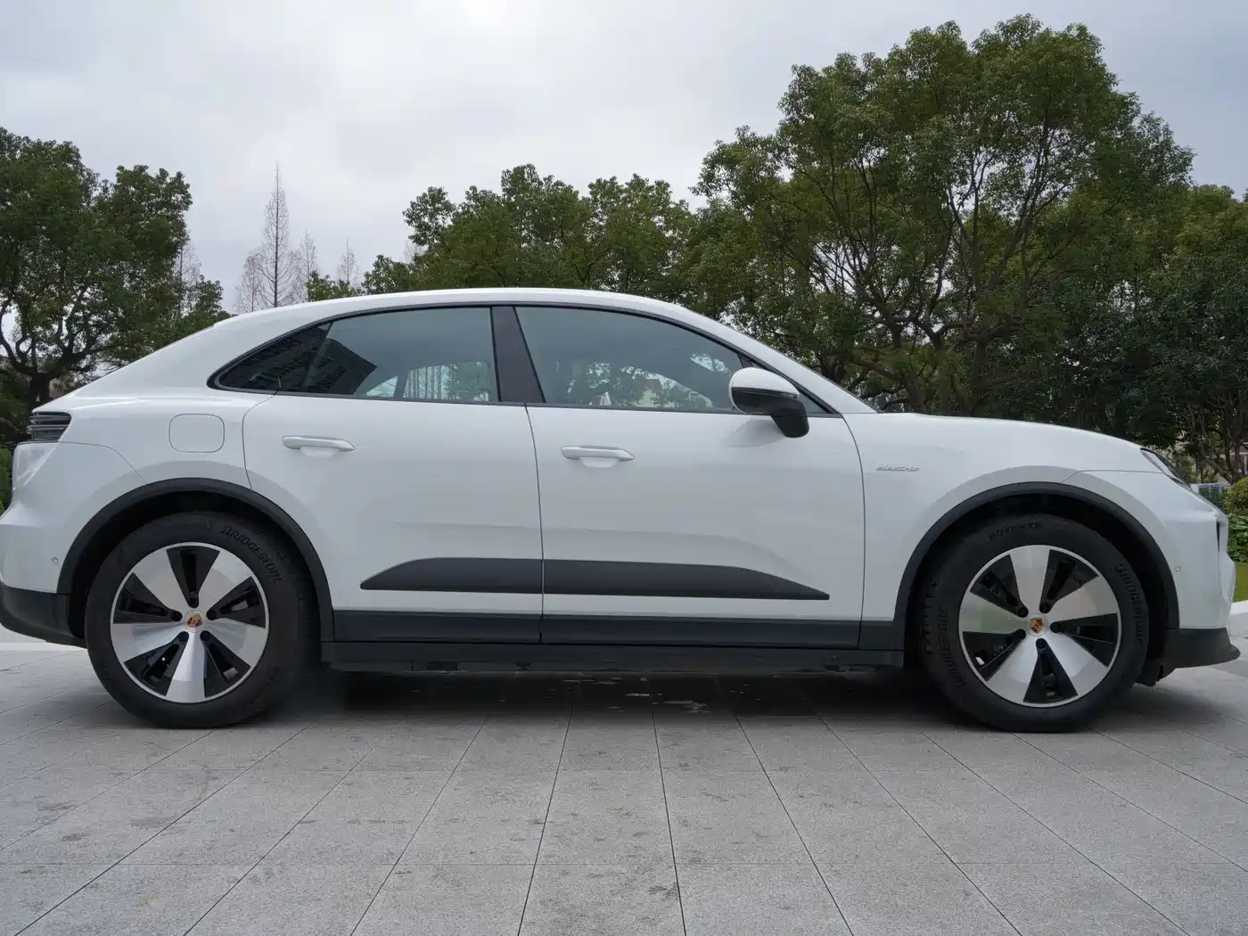 PORSCHE MACAN NEW ENERGY