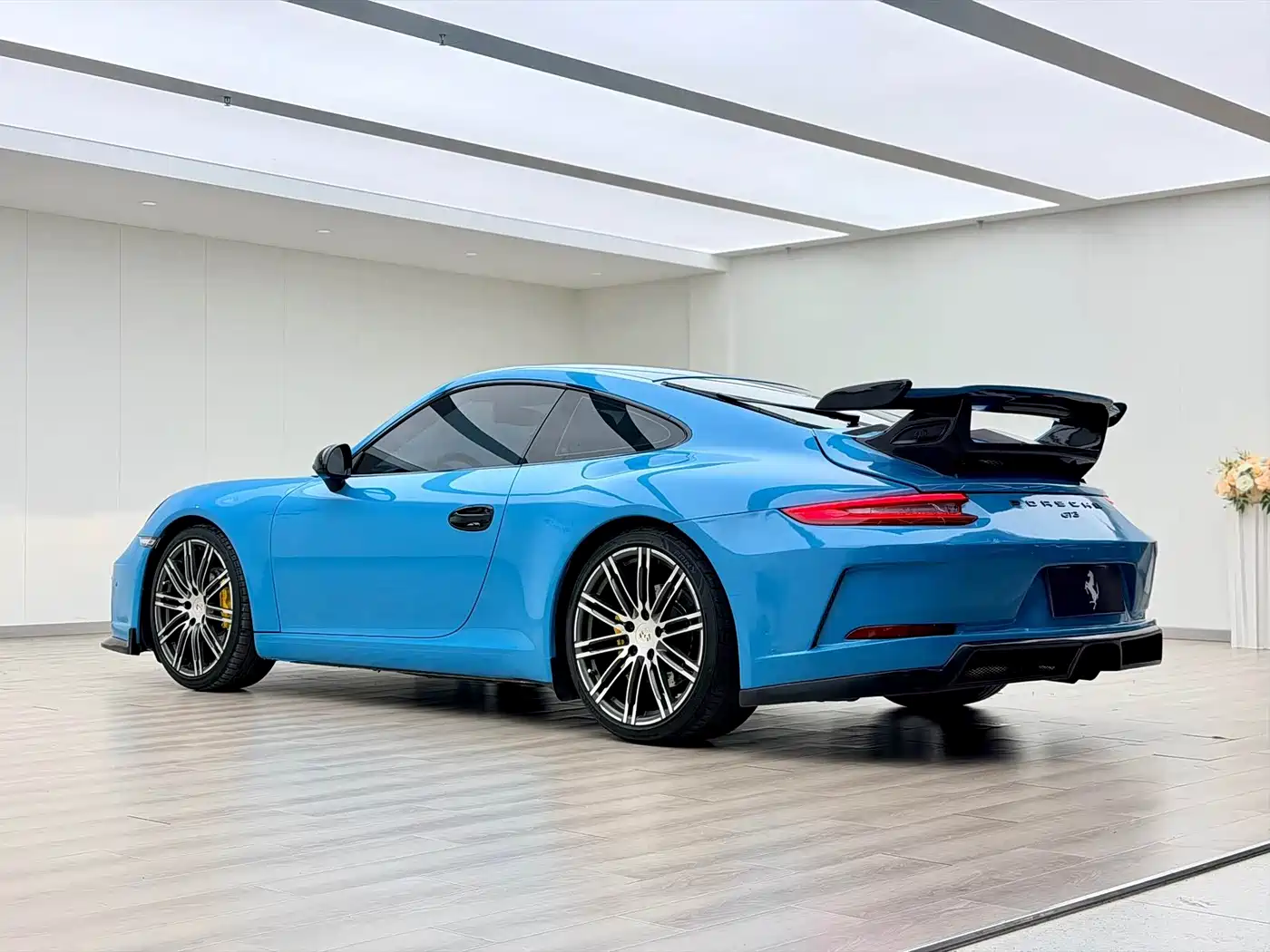 Photo 7 - Porsche 911