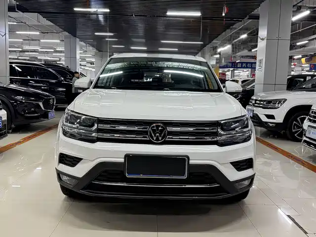 Volkswagen Tharu 2022 280TSI FWD Luxury Edition — фото 2