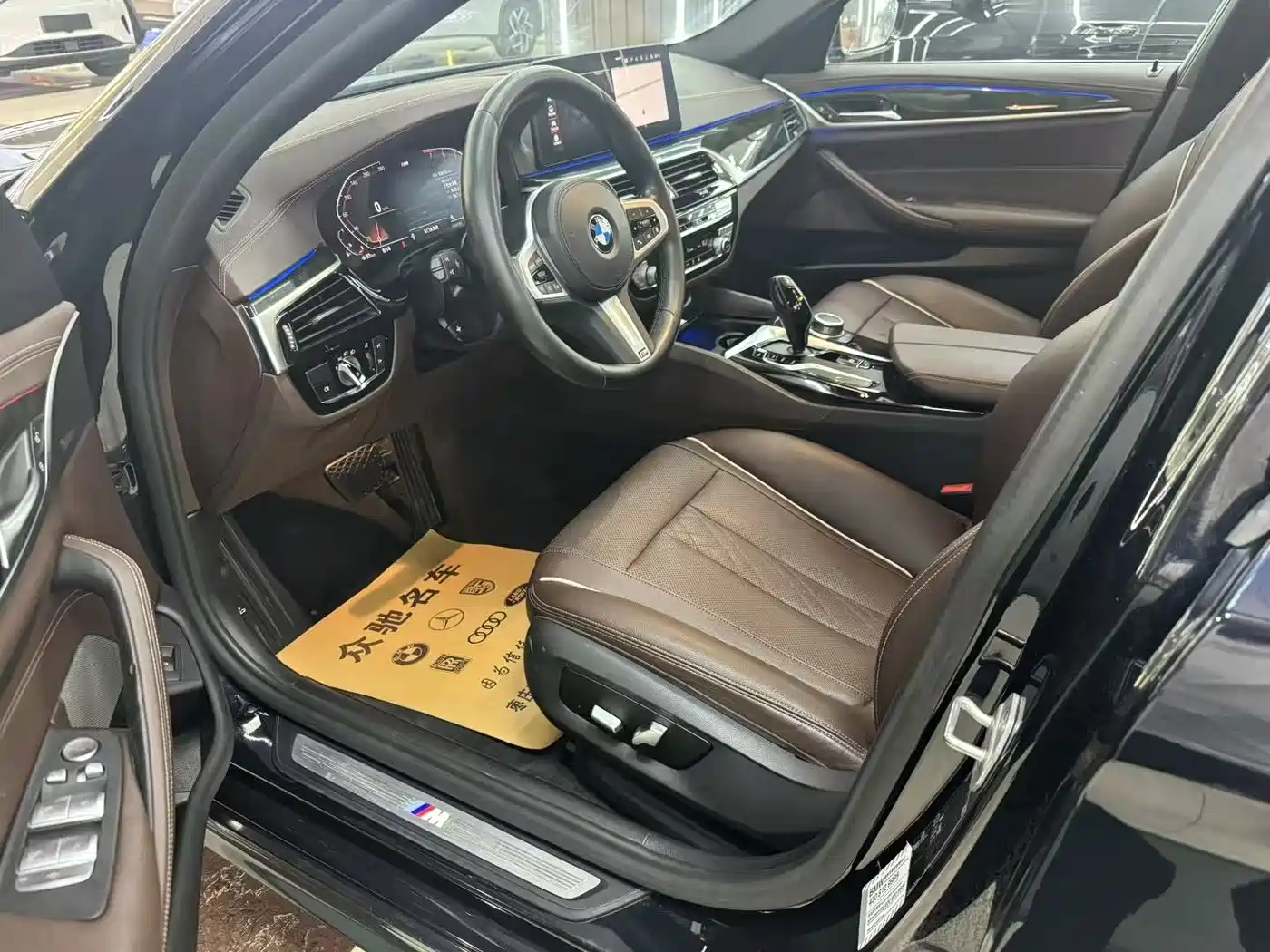 BMW 5 Series 2022 525Li M Sport Package фото 4