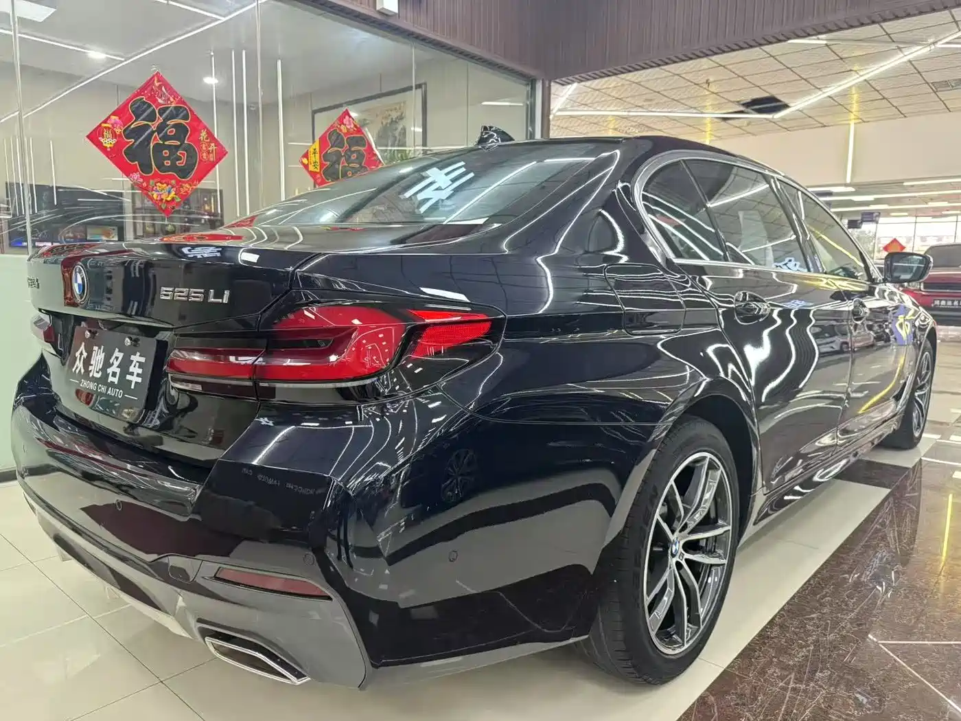 BMW 5 Series 2022 525Li M Sport Package фото 7