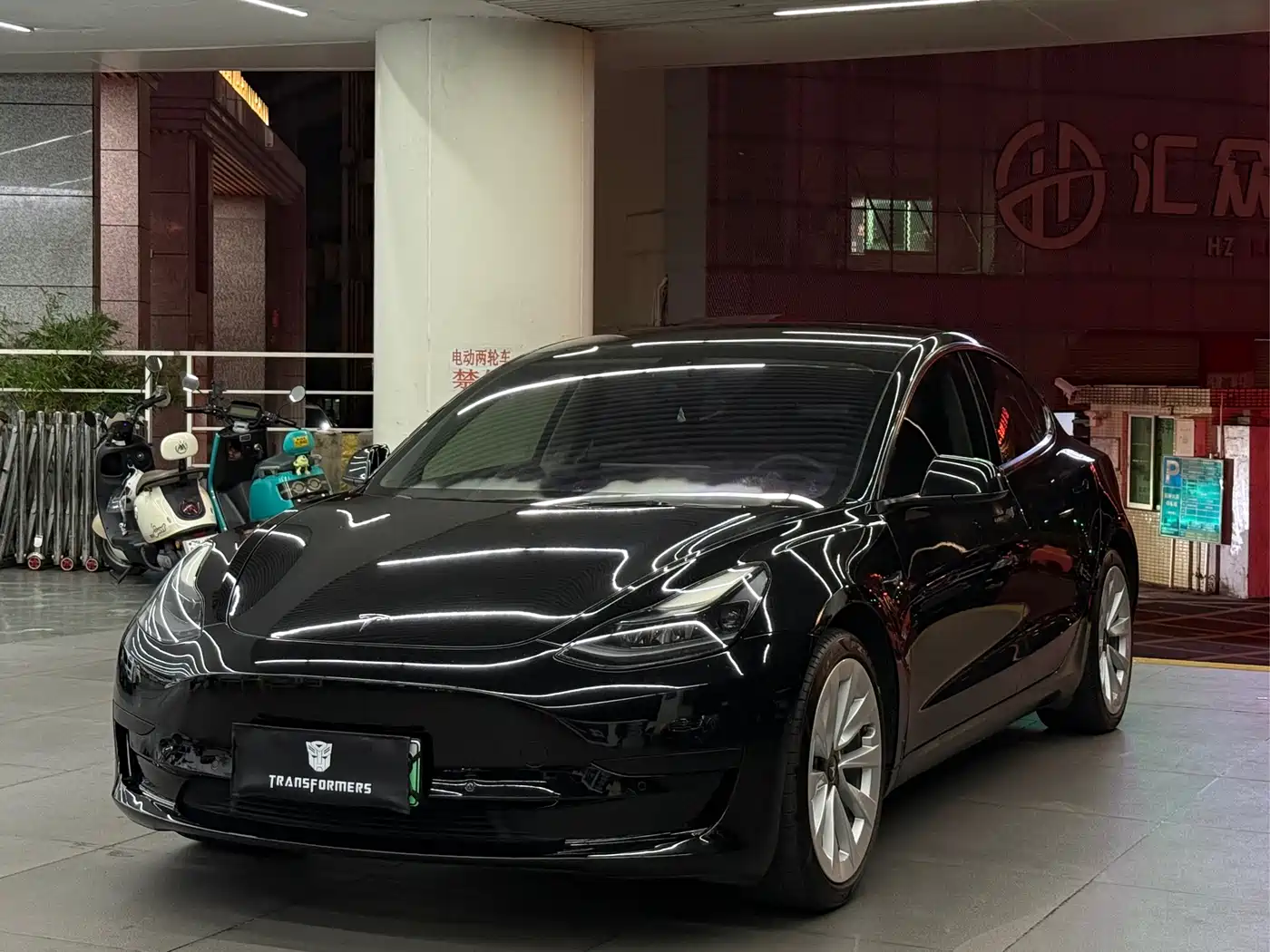Tesla Model 3 2021 Standard Range Rear-Wheel Drive Upgrade