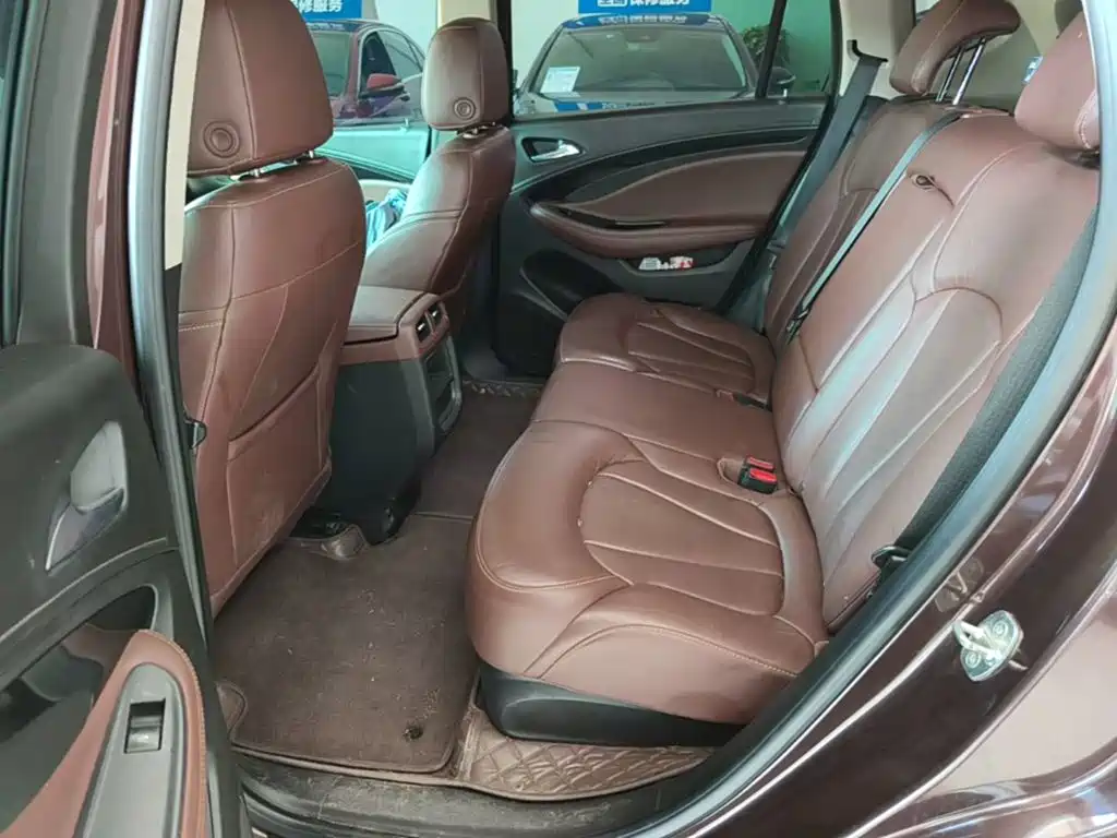 Фото 17 - Buick Envision Plus