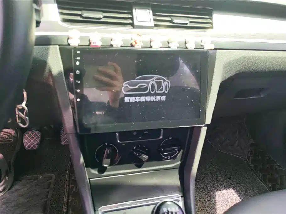 Volkswagen Bora 2016 Model 1.6L Manual Fashion фото 13