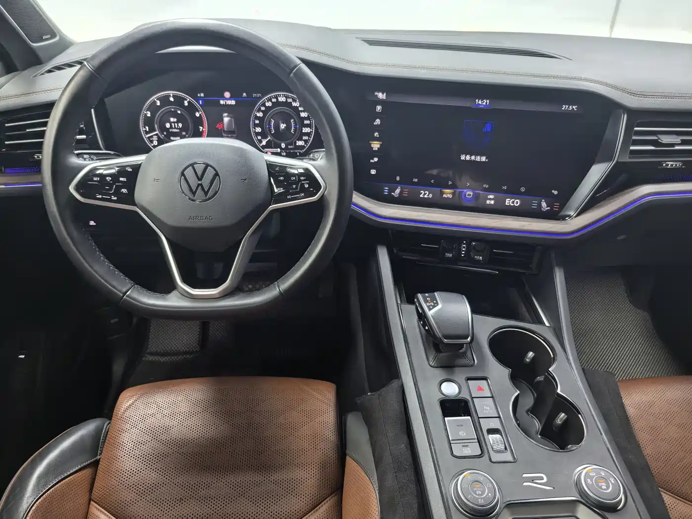 VOLKSWAGEN TOUAREG