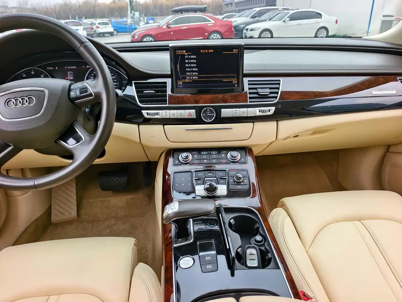 Audi A8 2013 A8L 45 TFSI quattro Comfort фото 13
