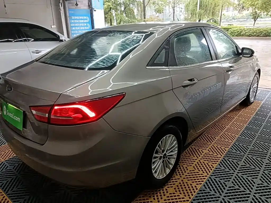 Ford Escort 2015 2015 1.5L Automatic Comfort