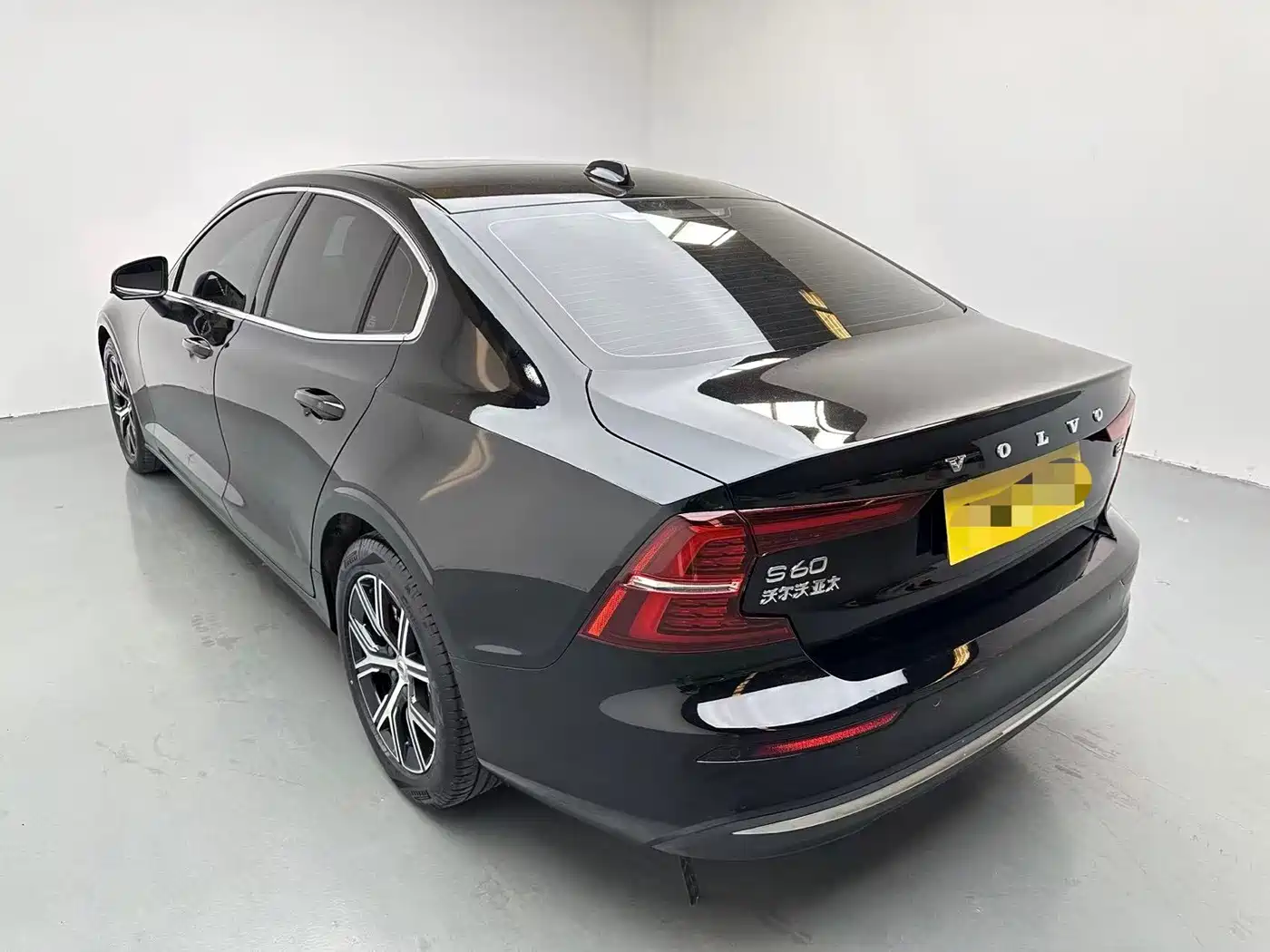 Volvo S60 2024 2024 B4 Elegance Luxury Edition