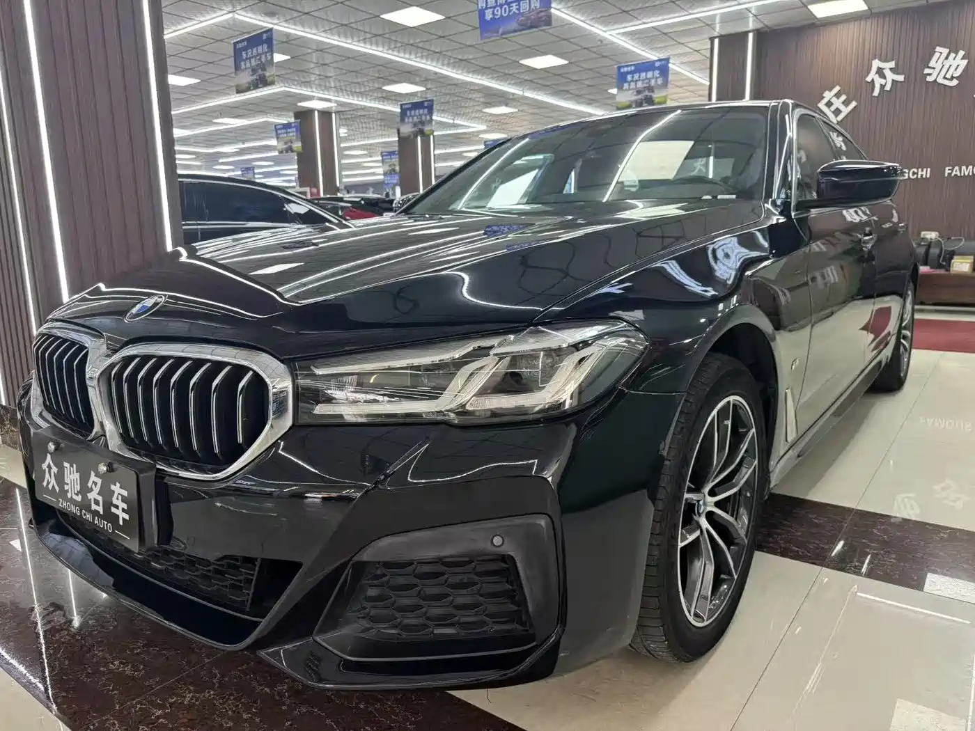 BMW 5 Series 2022 525Li M Sport Package