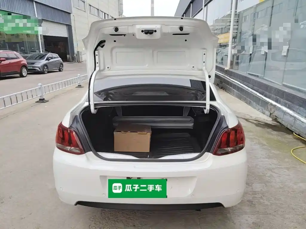 Peugeot 301 2017 2017 1.6L Manual Comfort Edition