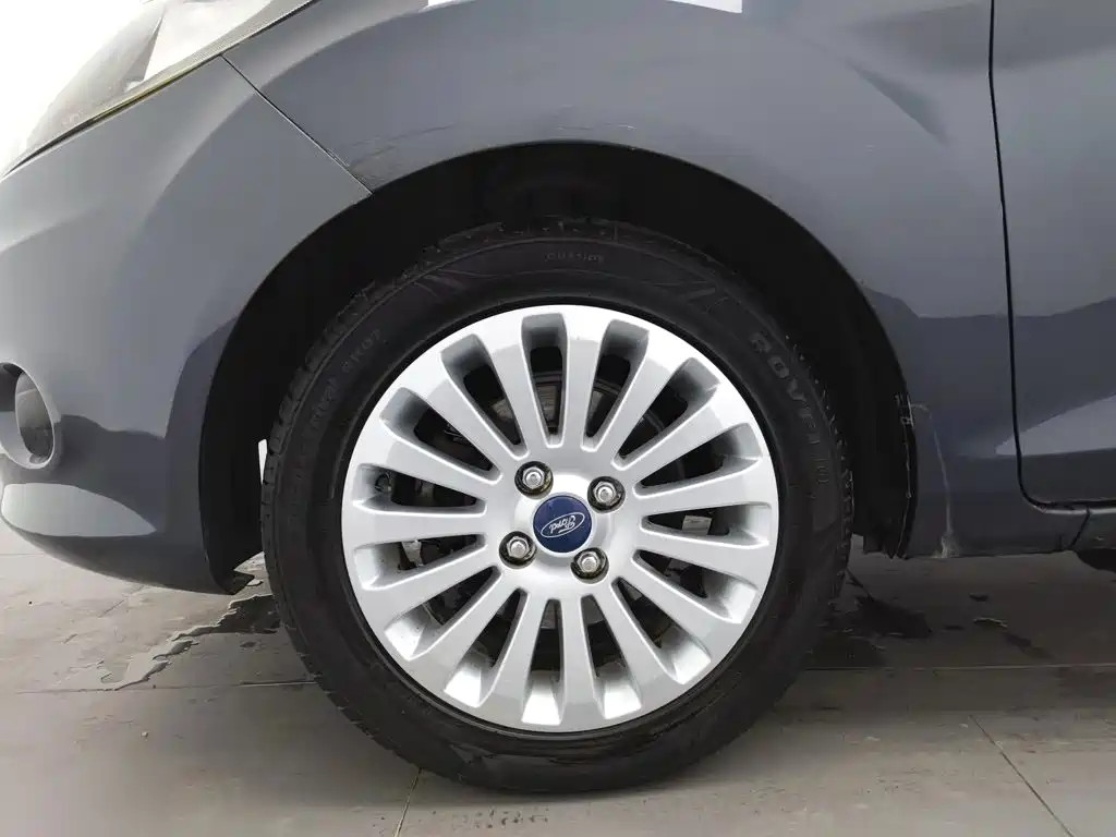 Ford Fiesta 2011 2011 Sedan 1.5L Manual Fashion