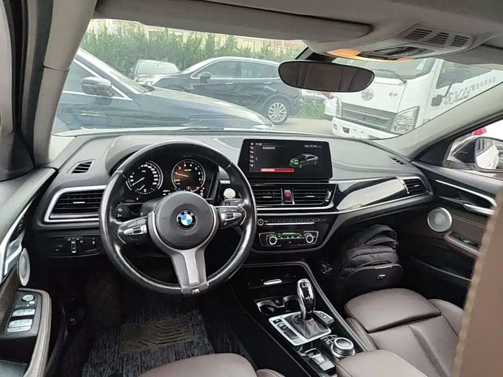 Фото 10 - BMW 1 Series