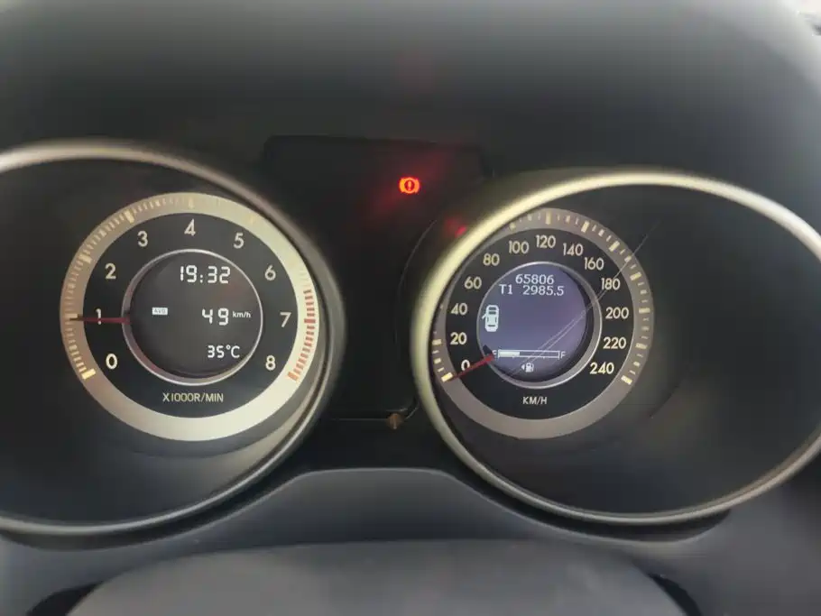 Besturn X80 2016 2015 2.0L Manual Comfort 2nd Anniversary Edition