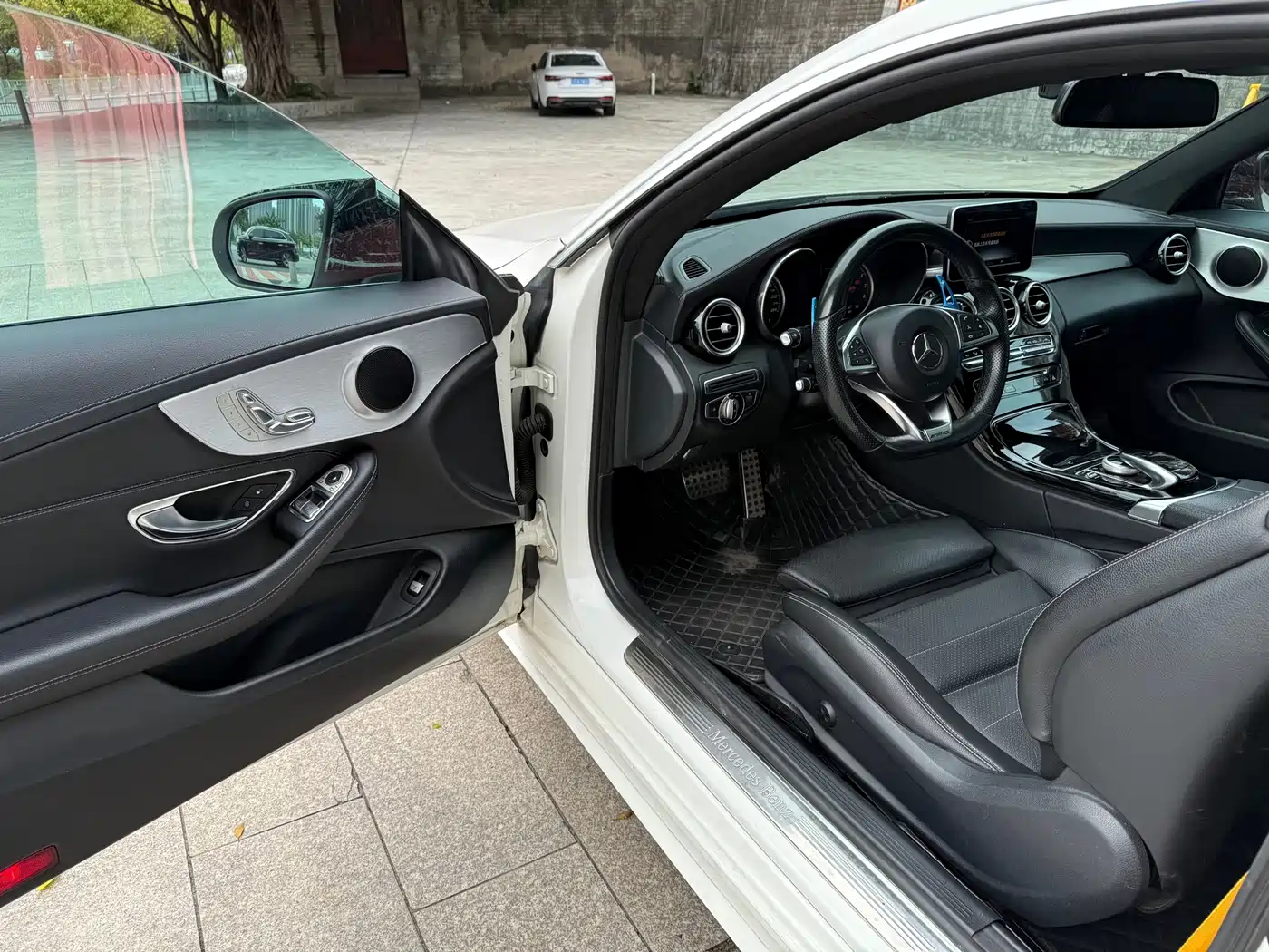 Mercedes-Benz C-Class (Import) 2017 C 200 4MATIC Coupe фото 8