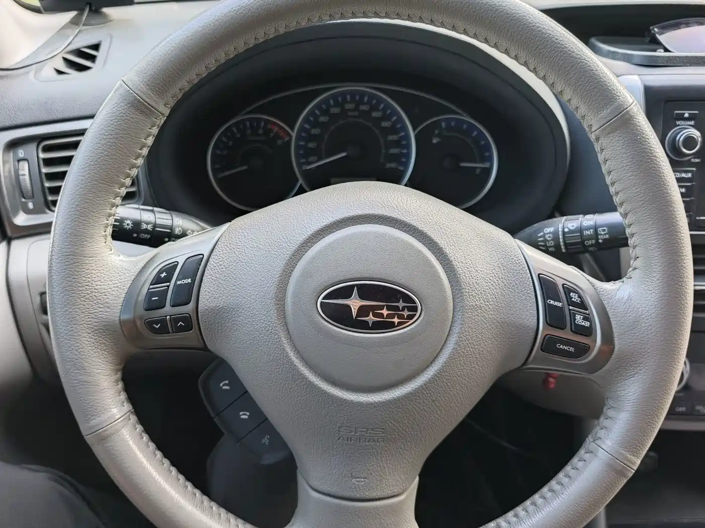 Subaru Forester 2012 2011 2.5XS Automatic Luxury Edition