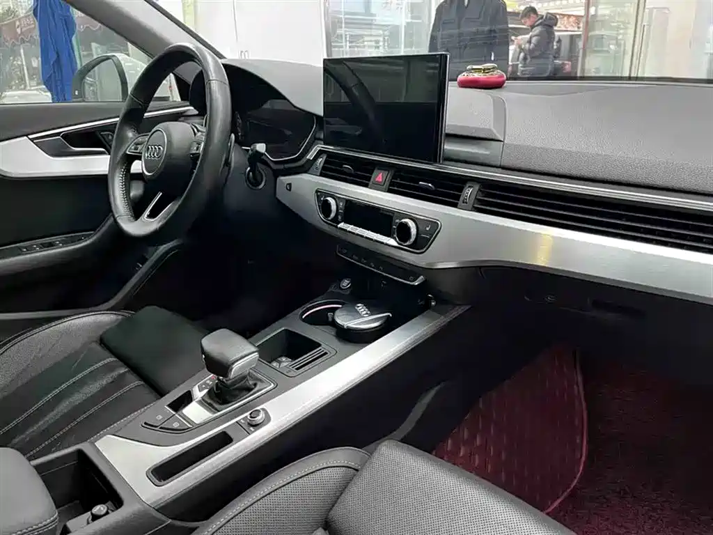 Audi A4L 2019 40 TFSI Sport (China V) фото 4