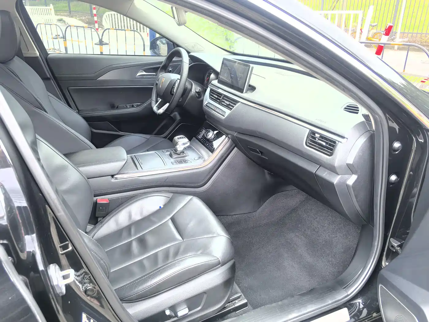 Hongqi H5 2020 1.8T Automatic Smart Connection Qi Enjoy Edition фото 9