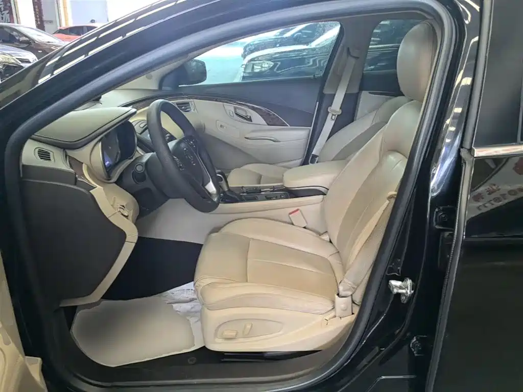 Buick LaCrosse 2013 2.4L SIDI Leading Comfort фото 15