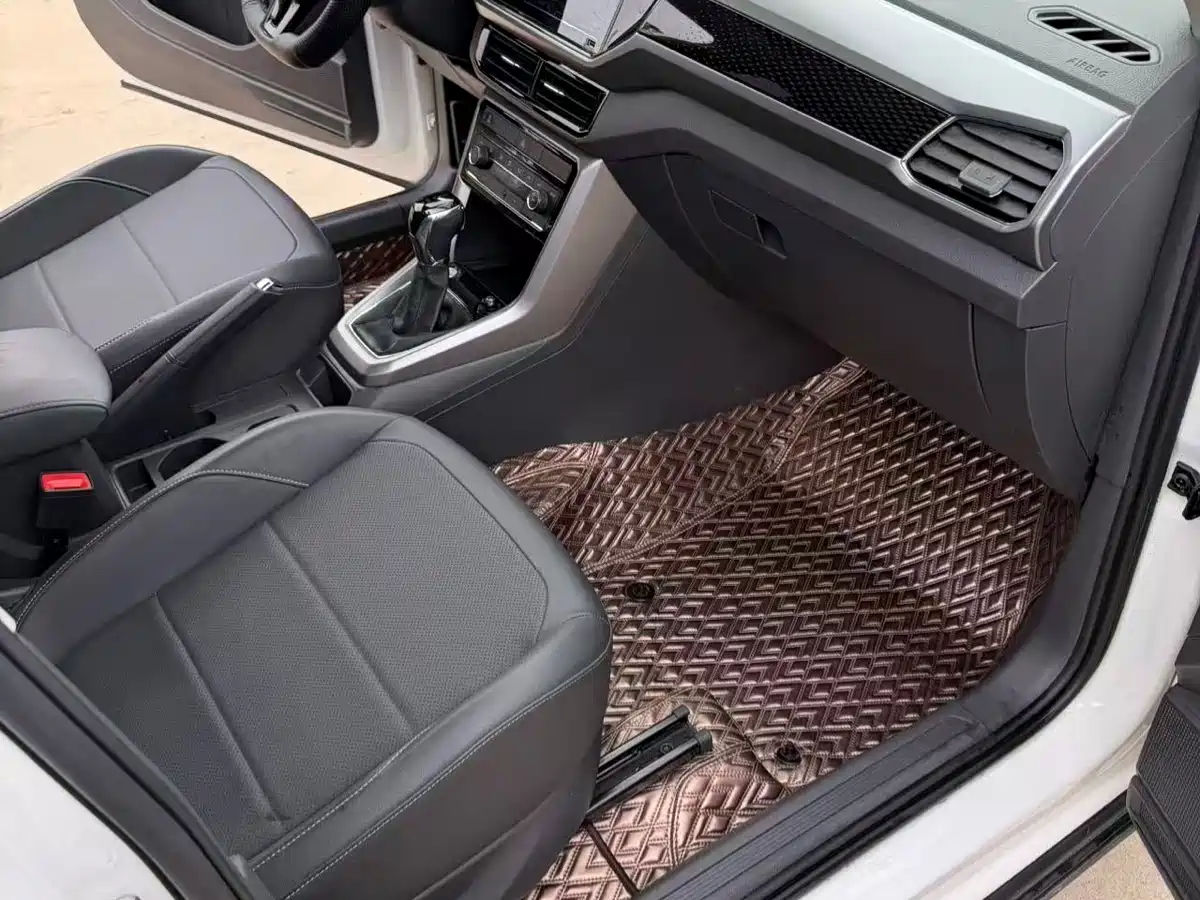 Volkswagen T-Cross 2019 280TSI DSG Luxury Edition фото 10
