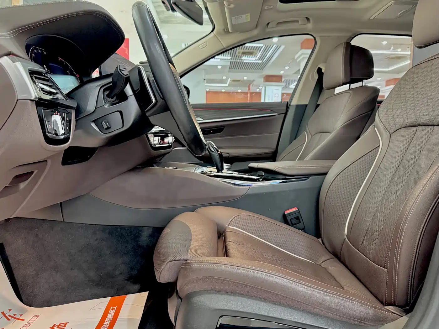 BMW 5 Series 2021 530Li Premium Luxury Package фото 11