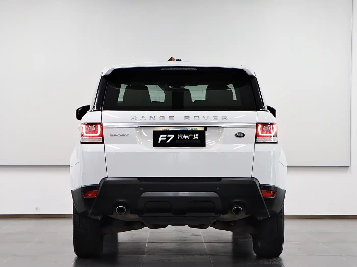 Land Rover Range Rover Sport 2016 Model 3.0 SDV6 HSE DYNAMIC фото 5
