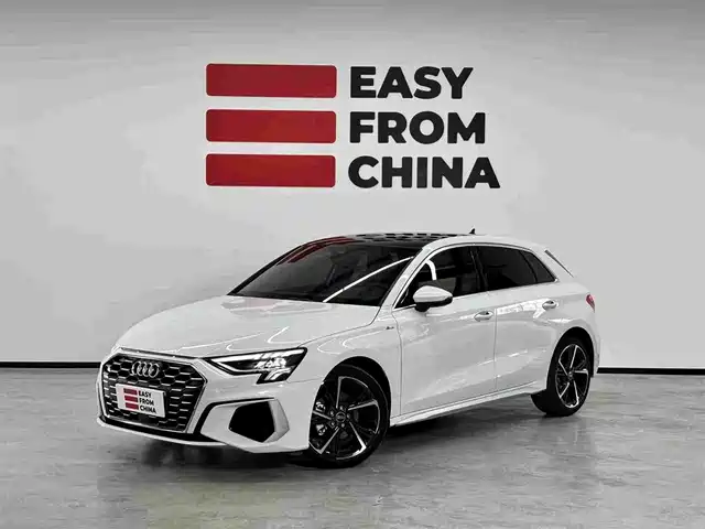 Audi A3 Sportback 35 TFSI, Стиль Спорт