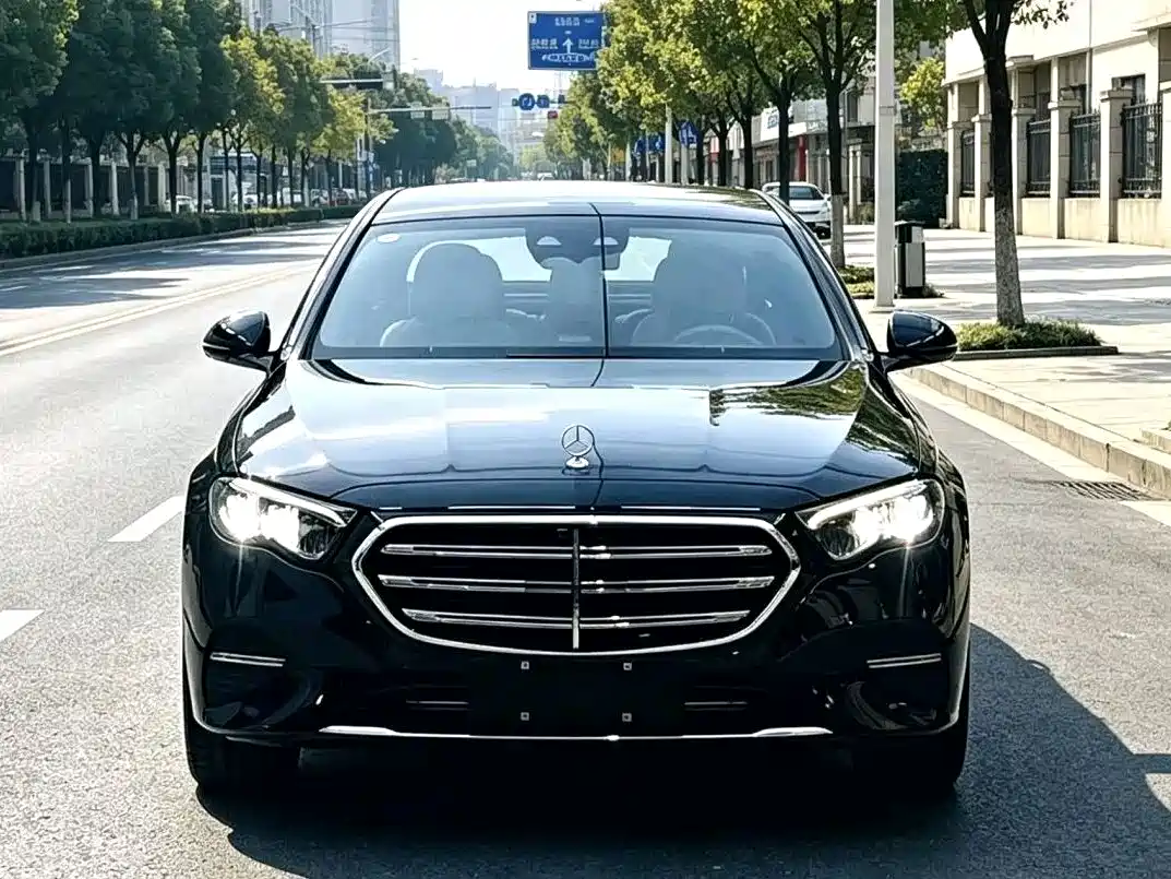 Mercedes-Benz E-Class New Energy 2025 2024 E 350 e L Plug-in Hybrid Sedan