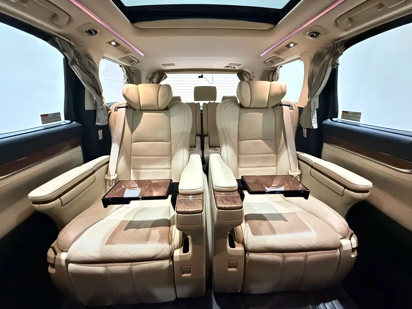 Toyota Alphard 2015 3.5L Premium Edition фото 12