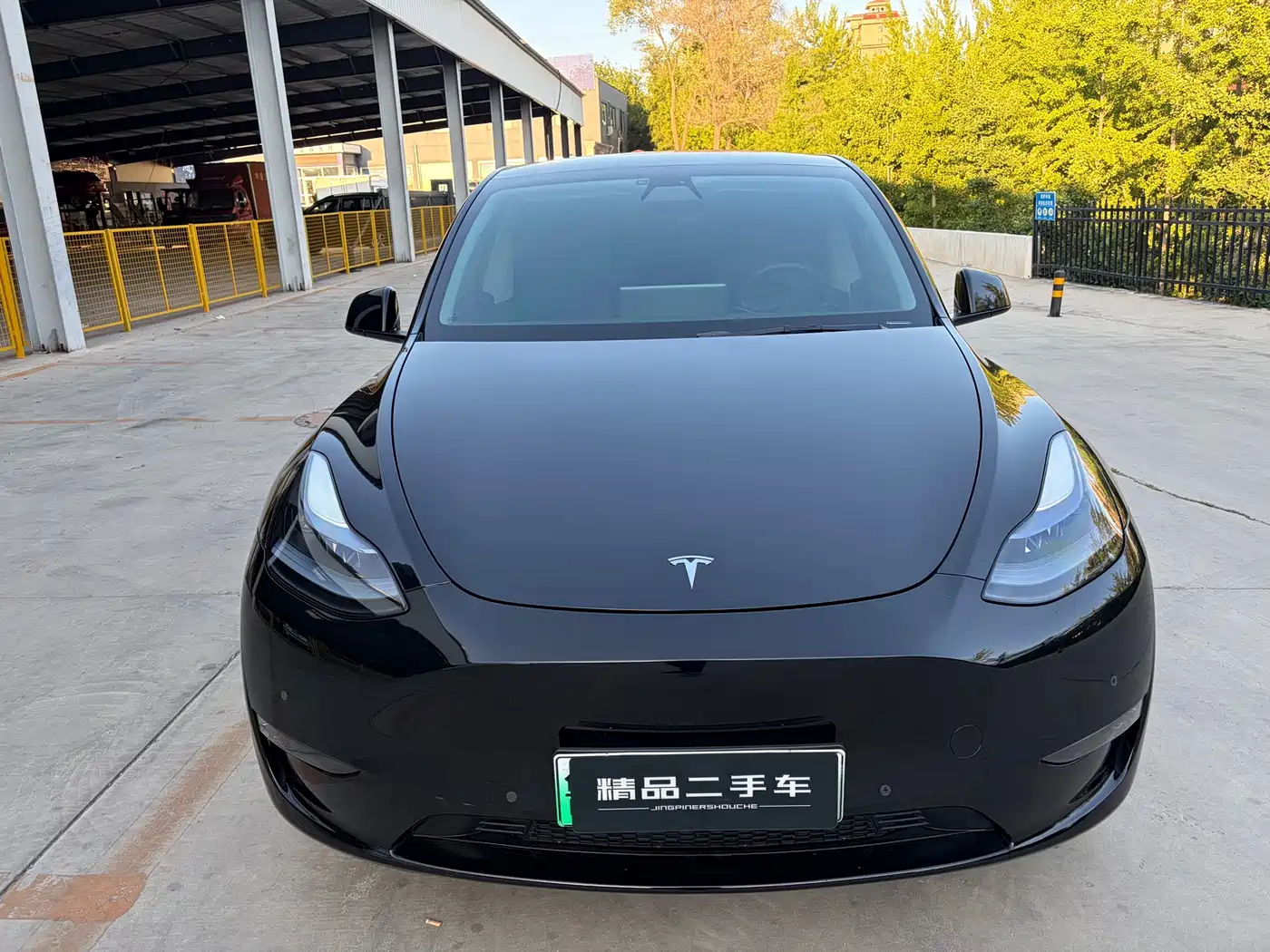 Фото 2 - Tesla Model Y