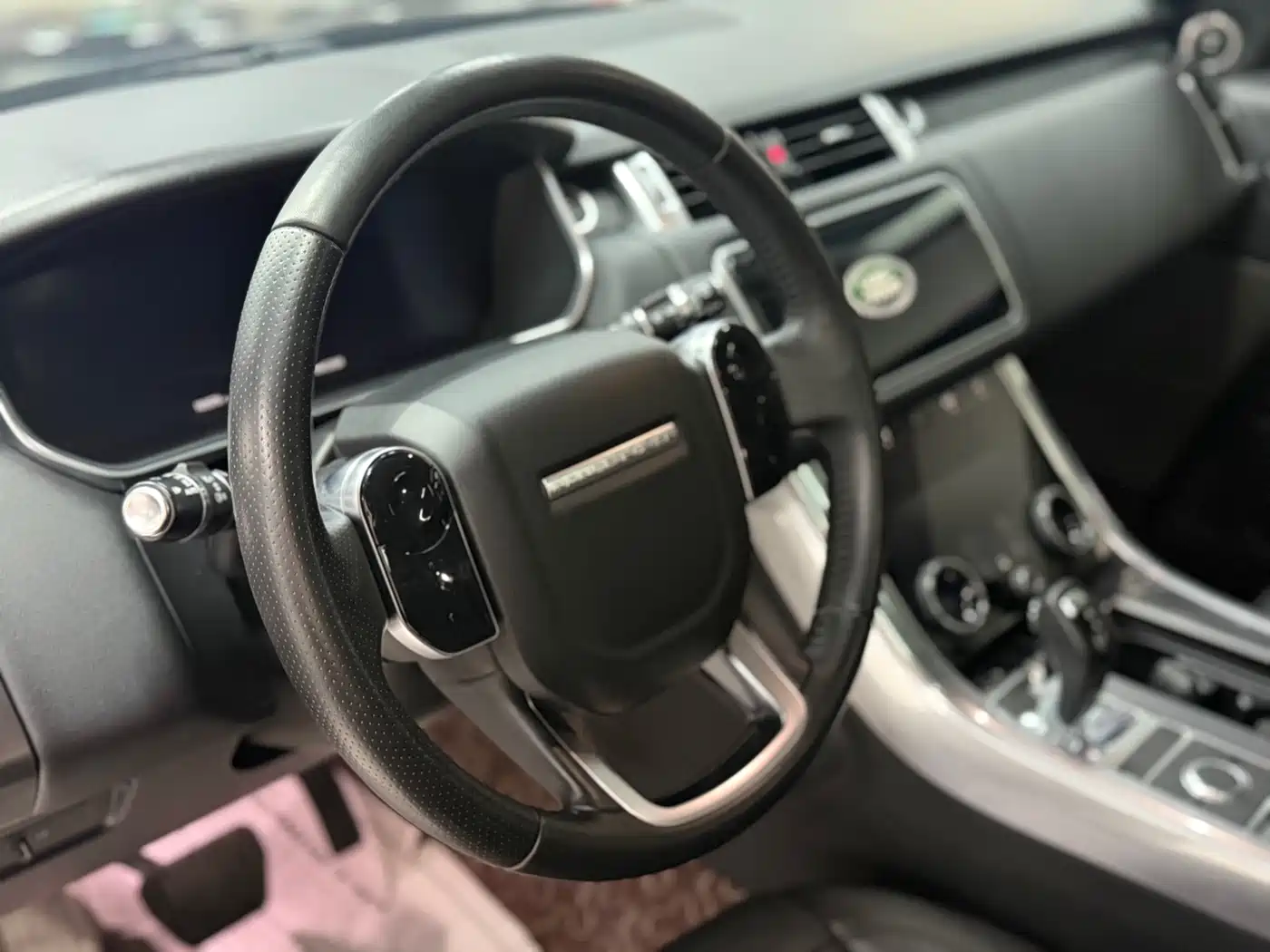 Land Rover Range Rover Sport 2019 3.0 SC V6 Special Edition фото 8