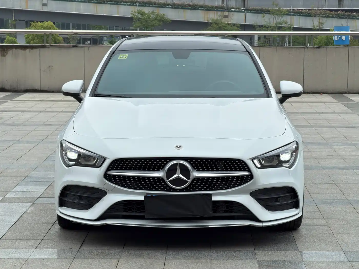 MERCEDES-BENZ CLA