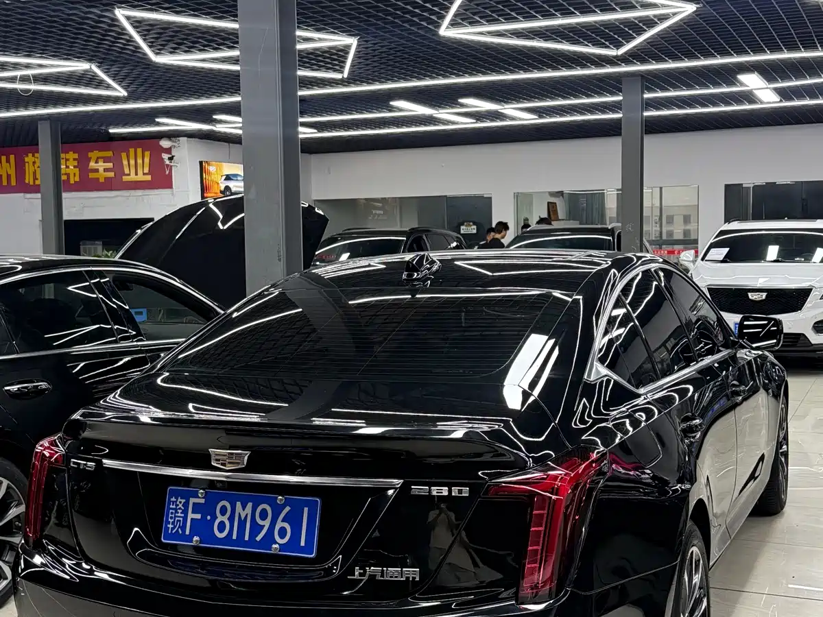 Cadillac CT5 2025 2025 Model 28T Urban Sport Edition