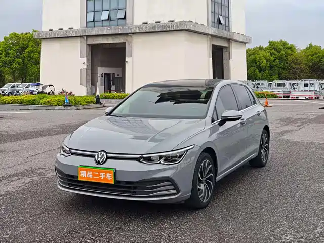 Volkswagen Golf 2023